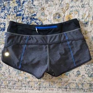 Lulu shorts blue/black/grey size 6